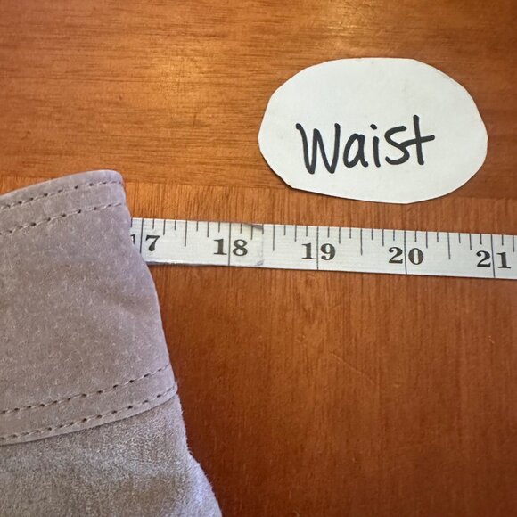 Blanknyc Tan Suede Cargo Shorts With Button Pockets Size 31 / 12 - Picture 3 of 6